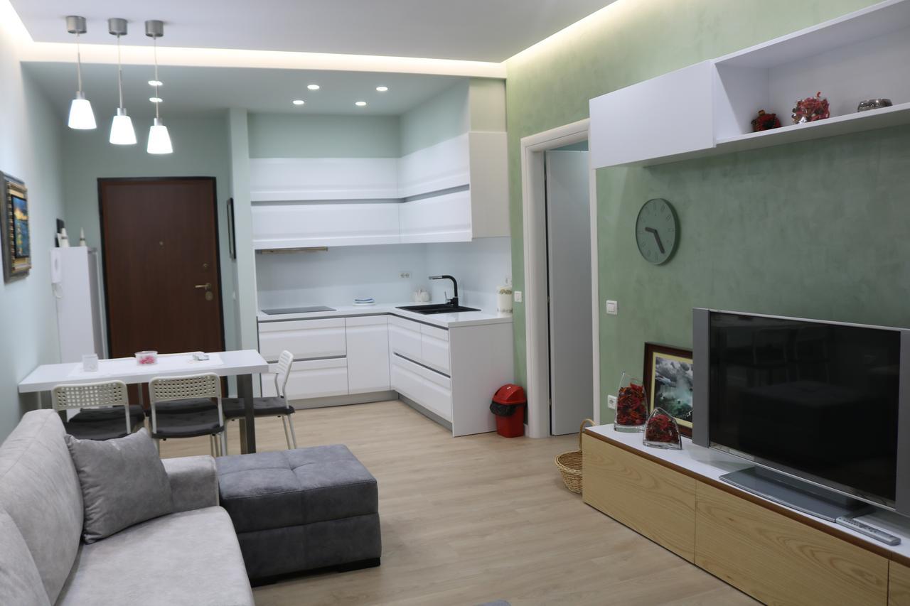 Appartamento St Beach House Vlorë Esterno foto